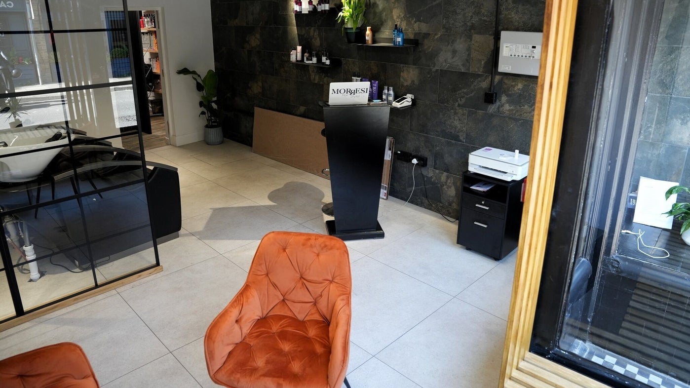 Morresi interior with modern mirrors